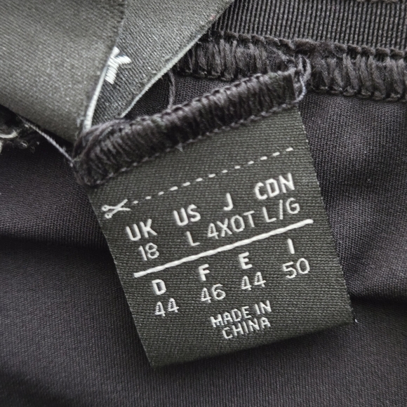 Adidas x Ivy Park Mesh Cyc Shorts - Picture 12 of 13